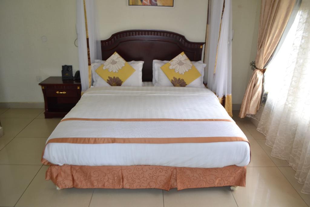 Dolce Vita Resort Hotel Bujumbura Værelse billede